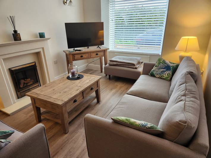 8 Arvonia Terrace in Criccieth, Gwynedd