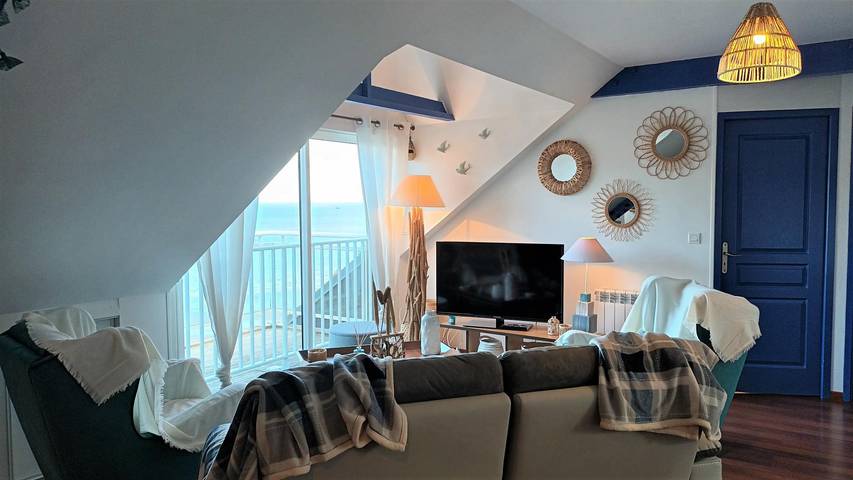 Gîte pour 4 personnes, avec jardin à Étables-sur-Mer - 2