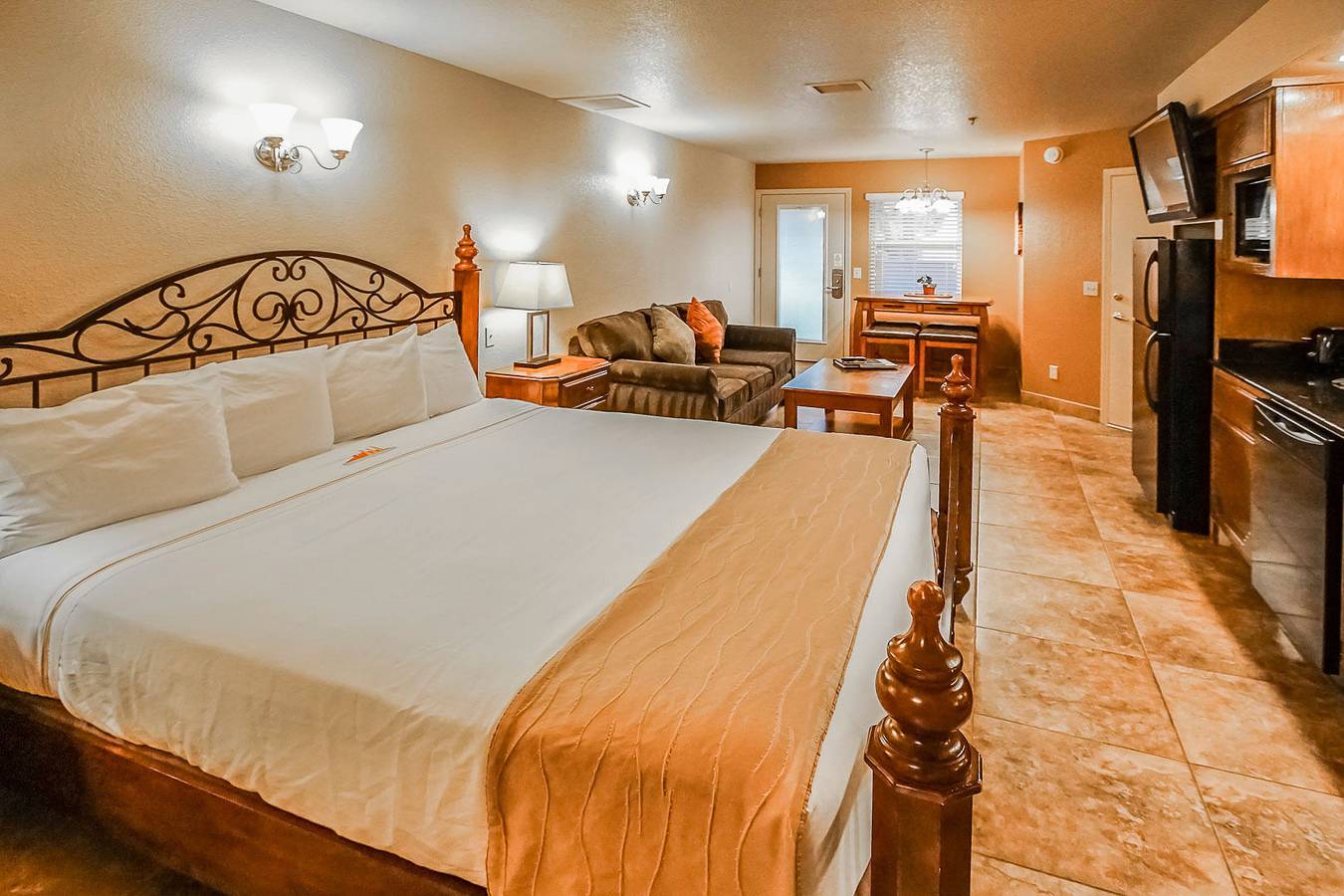 Entire studio, Sedona Springs Resort in Sedona, Oak Creek Canyon