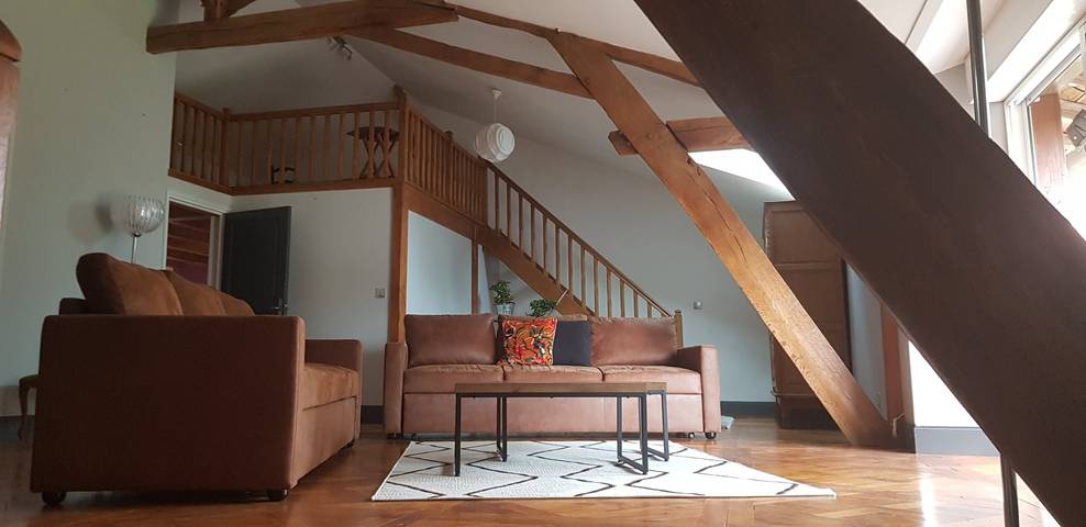 Gîte pour 19 personnes, avec jardin et terrasse, animaux acceptés