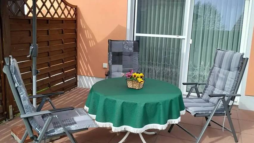 Ferienwohnung für 2 Personen, mit Garten in Neukalen - 4