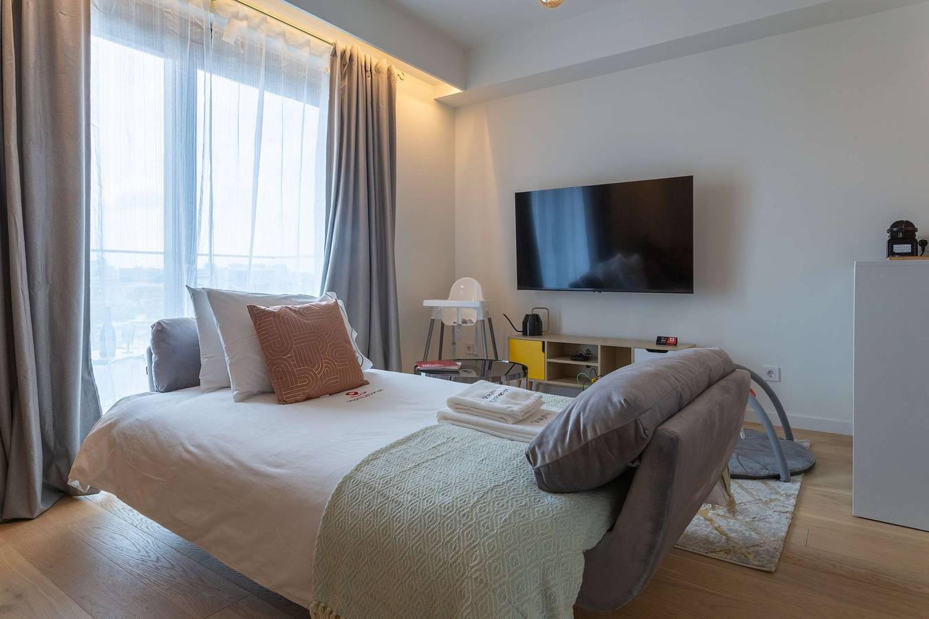 Premium Lisbon Residence | Pool, Gym & Parking, foto 15