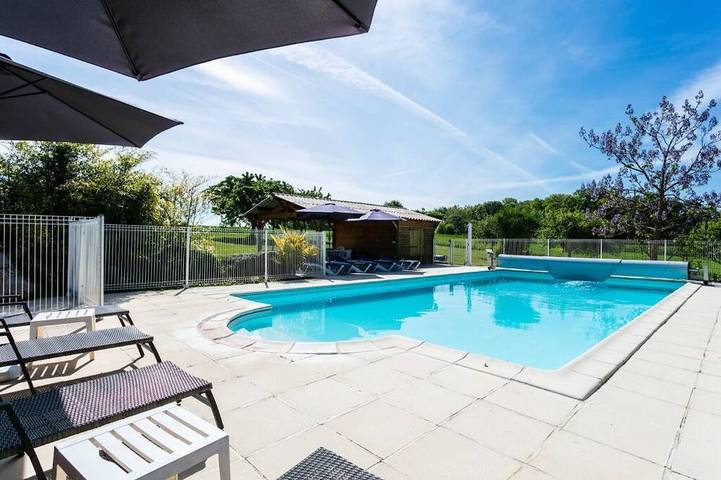 Maison de vacances pour 4 personnes, avec piscine et jardin