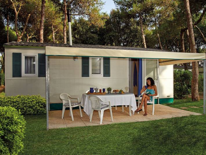 Chalet de playa + piscina y terraza in Baia Domizia, Cellole