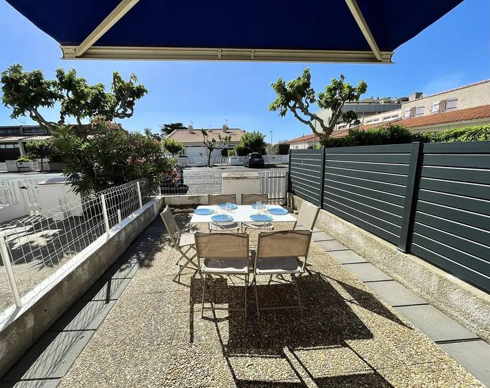 Villa für 6 Personen, mit Terrasse und Ausblick