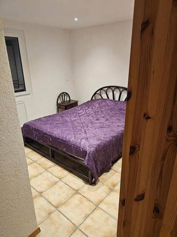 Location de vacances pour 2 personnes, avec jardin ainsi que terrasse et vue à Vallorbe