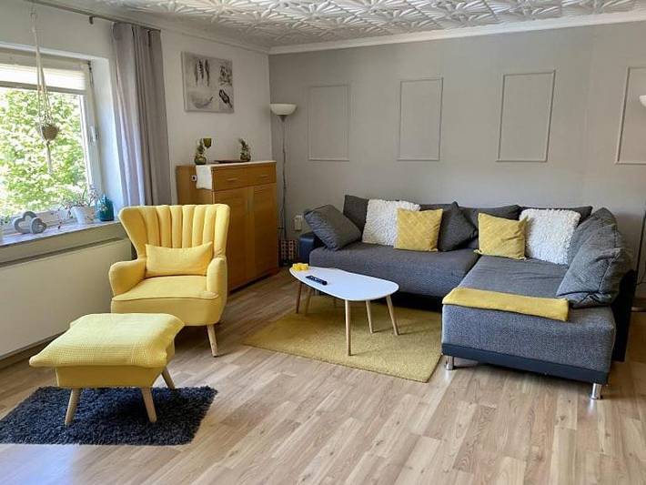 Ferienwohnung für 4 Personen, mit Terrasse und Garten sowie Pool und Sauna in Melsungen