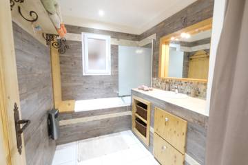 Villa pour 6 Personnes dans Maubec, Parc naturel régional du Luberon, Photo 4