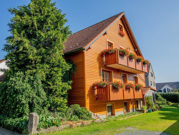 Ferienwohnung für 7 Personen, mit Balkon und Ausblick sowie Garten, kinderfreundlich in Mistelgau - 2