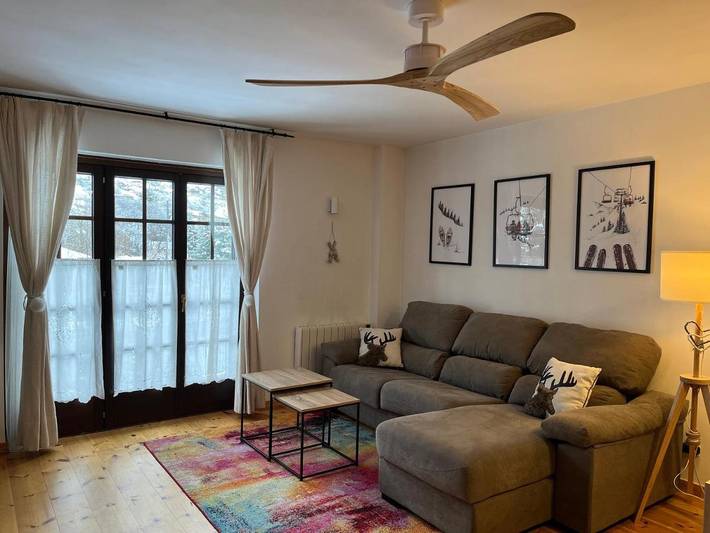 Apartamento de vacaciones para 4 personas, con balcón y vistas - 1