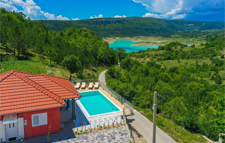 Location de vacances pour 8 personnes en Bosnie