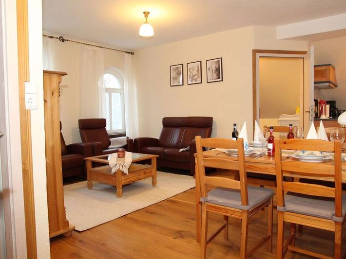 Ferienwohnung für 5 Personen, mit Garten und Terrasse, kinderfreundlich in Grimersum - 4