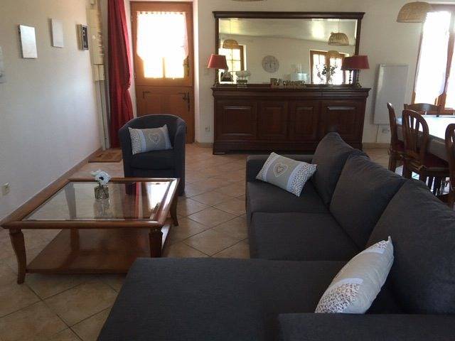 Gîte pour 8 personnes, avec terrasse et jardin à Chémery - 3