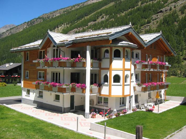Vakantiewoning voor 6 personen, with balkon and uitzicht as well as tuin, met huisdier in Saas-Grund