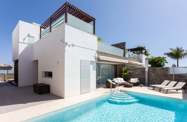 Villa für 4 Personen, mit Whirlpool und Terrasse in Adeje