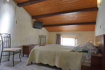 Chambre D’hôte pour 4 Personnes dans Semussac, Région de Saintes, Photo 1