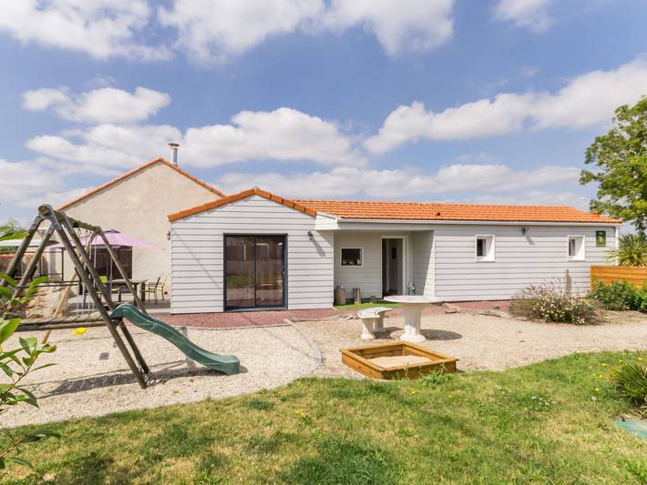 Gîte pour 6 personnes, avec jardin, animaux acceptés