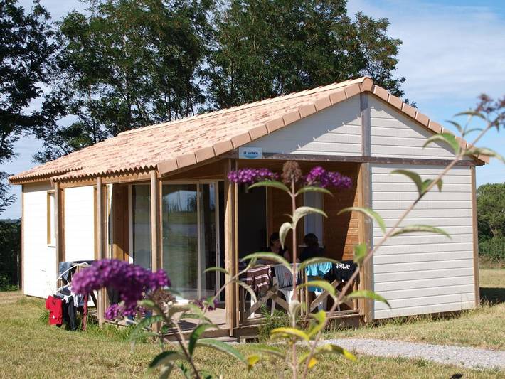 Chalet pour 4 personnes, avec piscine et jardin dans les Landes