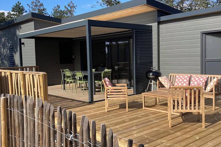 Gîte pour 6 personnes, avec Piscine