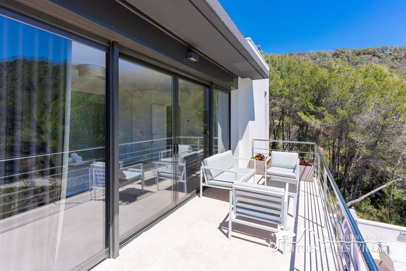 Villa Valentino Villa moderna con piscina climatizada  in Olivella, Garraf