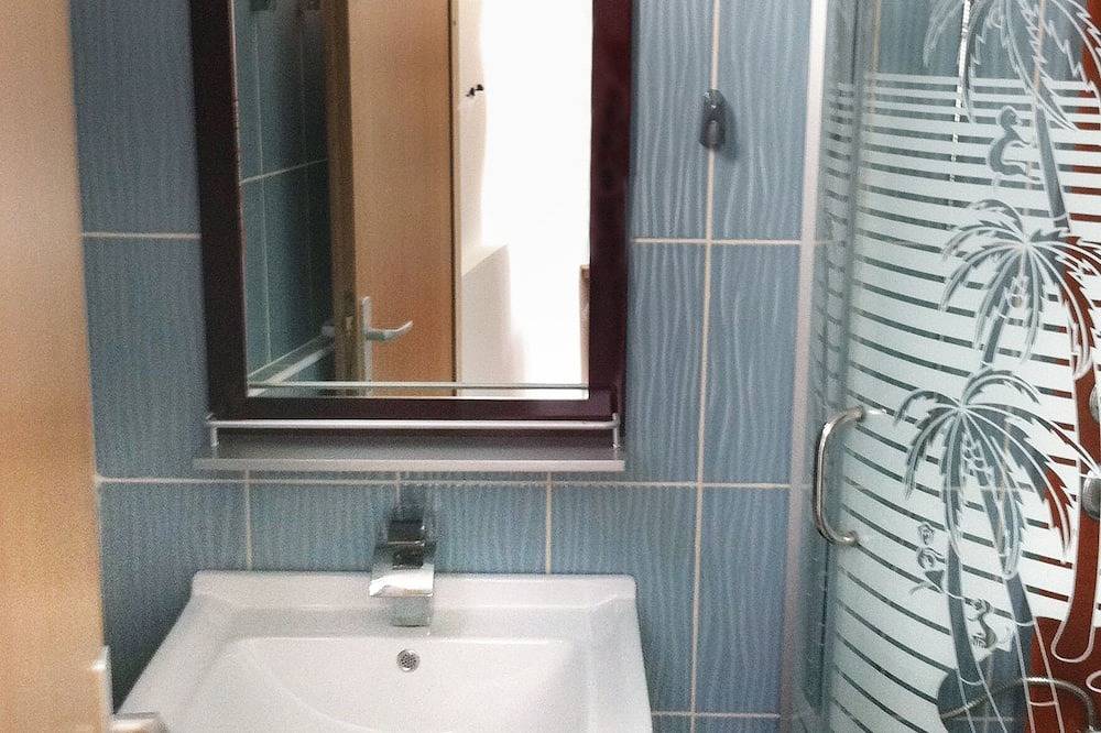 Ganze Wohnung, Studio Appartement mit Terrasse und Meerblick Metajna (Pag in Metajna, Pag