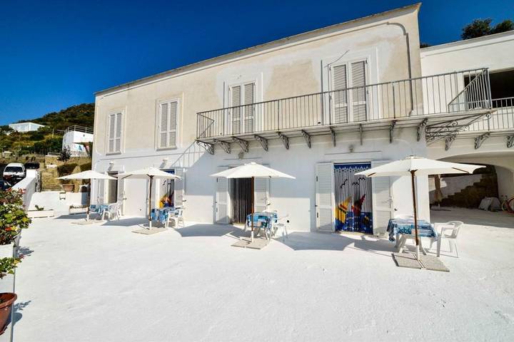 Gîte pour 4 personnes, avec terrasse à Ponza - 3