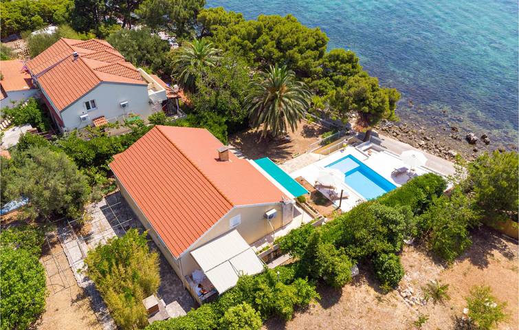 Ferienhaus für 8 Personen, mit Terrasse, kinderfreundlich in Orebic - 2