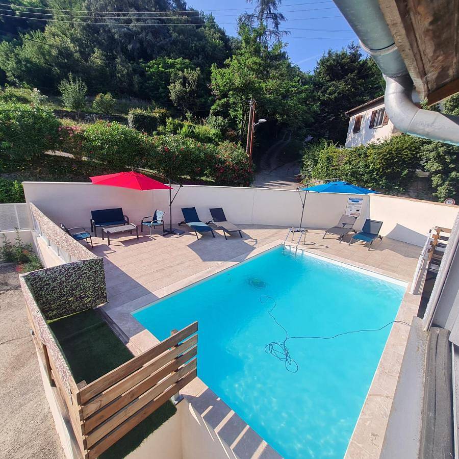 Four-Bedroom House in Ucel, Parc naturel régional des Monts d'Ardèche