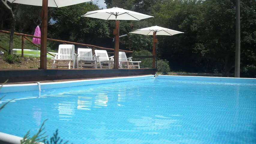 Casa vacanza per 13 persone, con giardino e piscina a Rignano sull'Arno