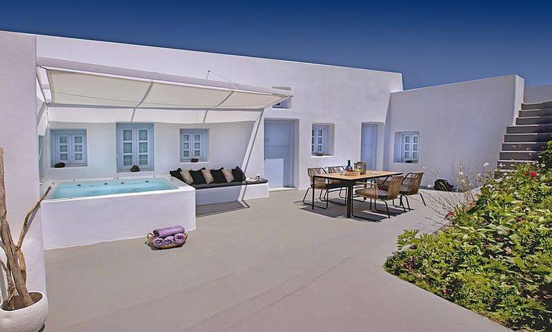 Villa für 6 Personen, mit Garten und Whirlpool sowie Terrasse - 1