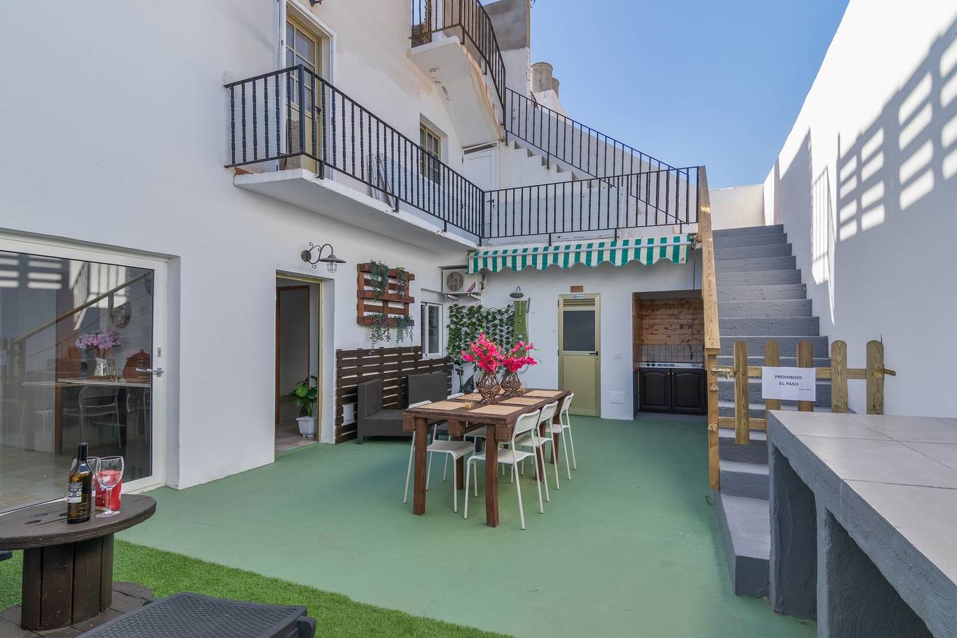 Vacation Home 'Zoiben' with Mountain View, Private Terrace and Wi-Fi in Molino de Viento, San Nicolás de Tolentino