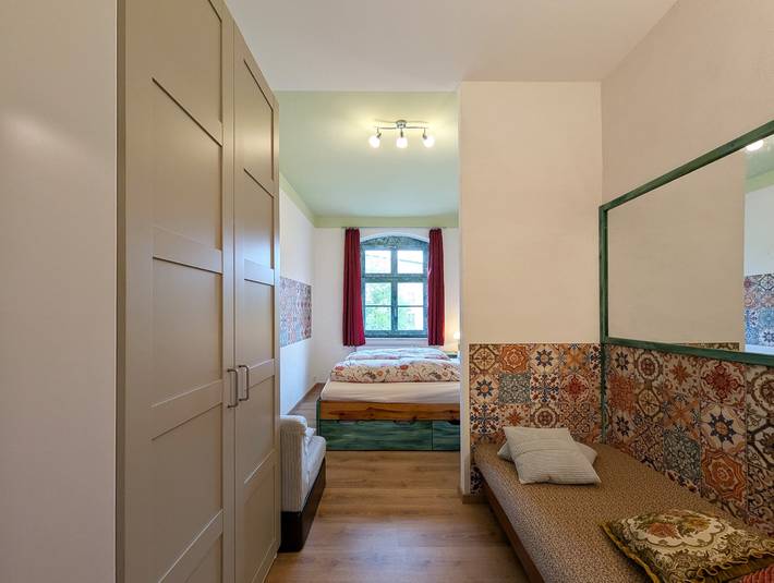 Ferienwohnung für 5 Personen, mit Balkon/Terrasse und Terrasse sowie Garten in Dresden