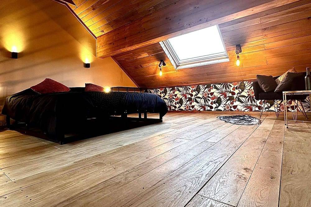 Hour House 2 - Honeymoon in Houyet, Region Namur