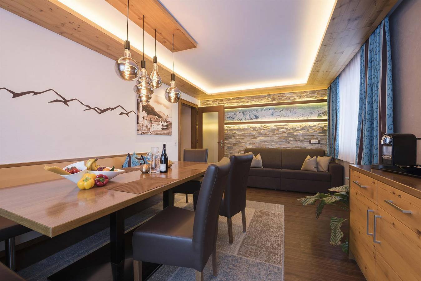Ganze Ferienwohnung, Kurzaufenthalt im Apartment 8-10 Personen in Ischgl, Verwall