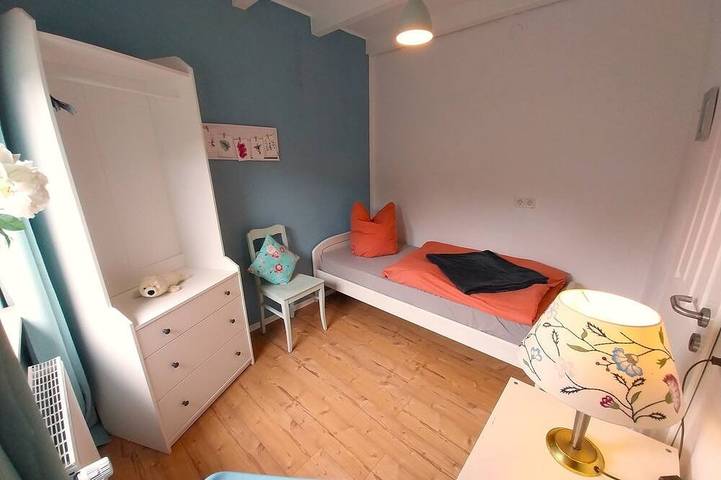 Ferienhaus für 5 Personen, mit Balkon und Garten in Krummhörn - 2