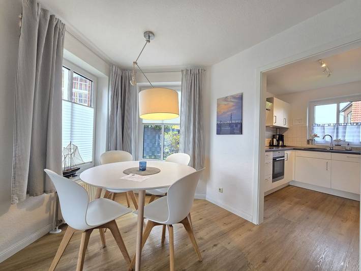 Ferienhaus für 4 Personen, mit Garten in Neßmersiel