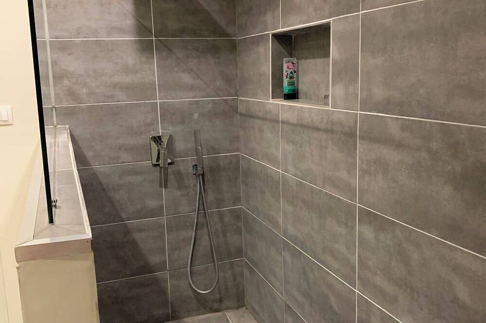 Beautiful, spacious & fully renovated house in the Dordogne in Saint-Cybranet, Périgord Noir