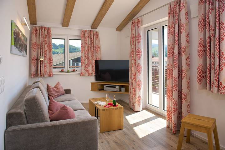 Ferienwohnung für 4 Personen, mit Balkon und Sauna sowie Ausblick, mit Haustier in Oberstaufen