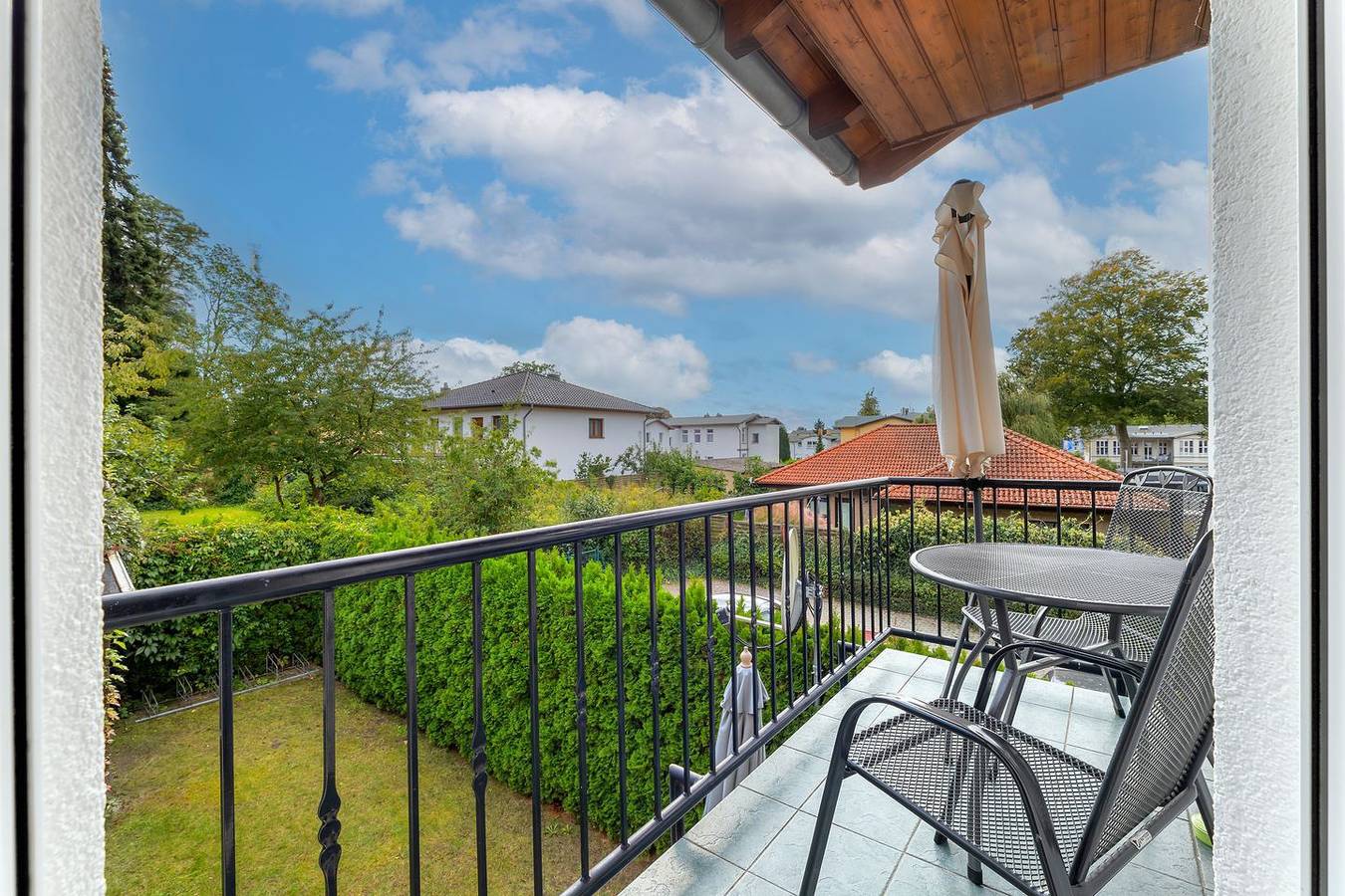 Entire apartment, Stranddistel Whg. 2 Og in Zinnowitz mit Balkon, Wlan und 600 m zum Strand in Zinnowitz, Usedomer Norden