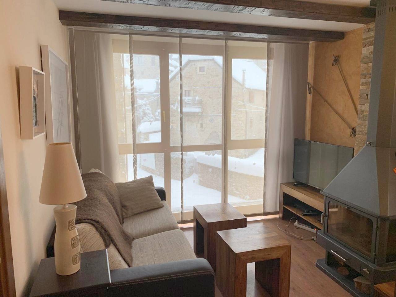 Apartamento entero, Apartment in Tramacastilla de Tena, Pirineo Aragonés