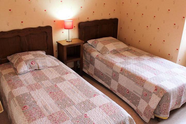 Gîte pour 4 personnes, avec jardin, animaux acceptés à Cénac-et-Saint-Julien - 2