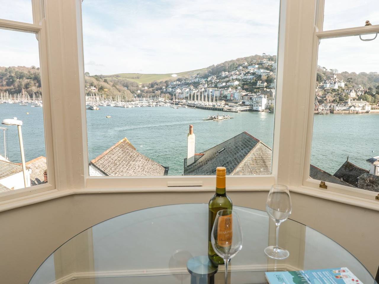 Entire apartment, 4 Dartview in Dartmouth, Devon