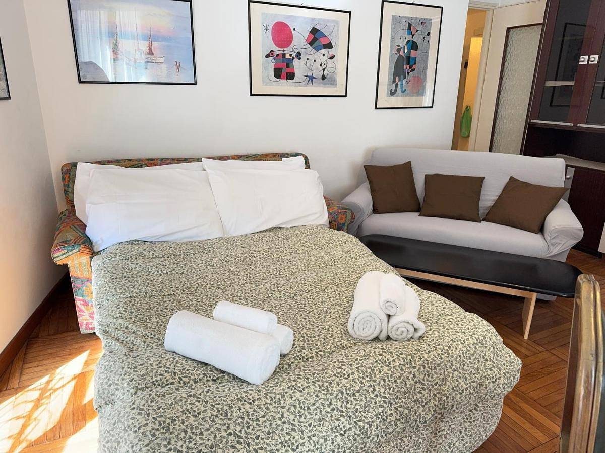 Appartement entier, 200m from the Sea, 3 min from Porto Sole in San Remo, Commune de Sanremo