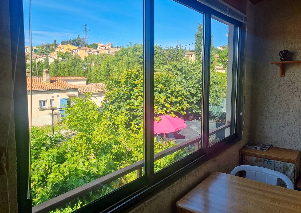 Studio entier, Studio douillet à Gréoux-les-Bains - 30 m² - Terrasse in Gréoux-les-Bains, Parc naturel régional du Verdon