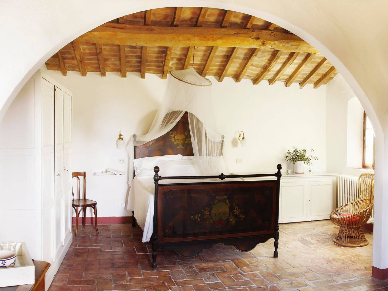 Schulhaus in Montecatini Val di Cecina, Etruskische Küste