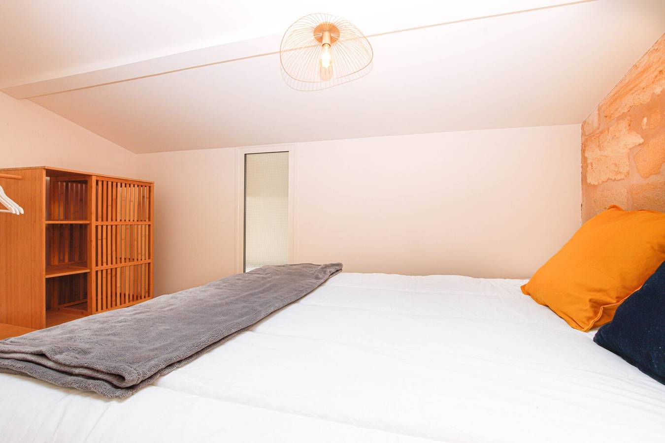 Geheel appartement, Vakantieappartement voor 4 personen met balkon in Bordeaux, Bordeaux en omgeving
