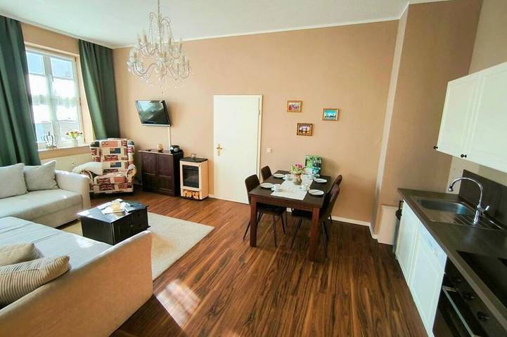 Bauernhof für 4 Personen, mit Garten und Pool in Mühlhausen