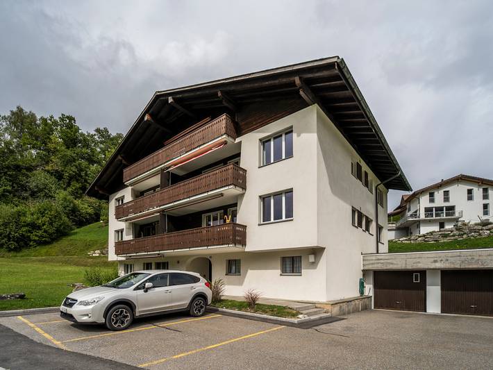 Ganze Ferienwohnung, Ferienwohnung Casa Runaglias, Flond - 3.5 Zimmer Ferienwohnung für max. 6 Pers. in Mundaun, Obersaxen-Mundaun