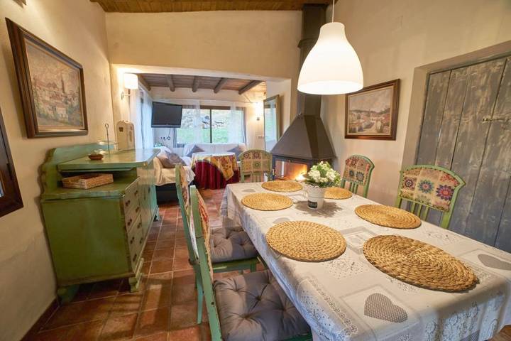 Casa rural para 6 personas, con piscina además de vistas y jardín, Se admiten mascotas en Fuenteheridos - 2