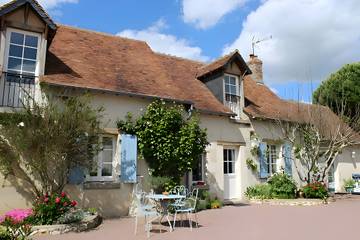 B&b for 2 People in Dame-Marie-les-Bois, Loire Valley, Photo 1